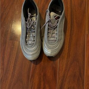 Nike Women's Sneakers - Silver and Black